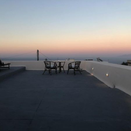 Amaryllis Suites Santorini Firá Buitenkant foto