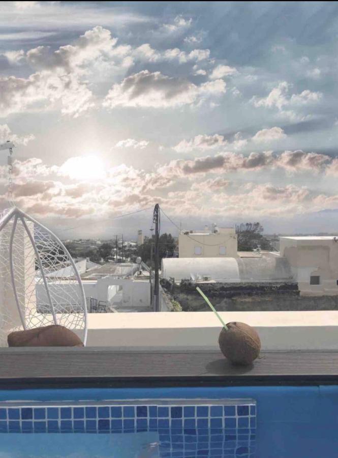 Amaryllis Suites Santorini Firá Buitenkant foto
