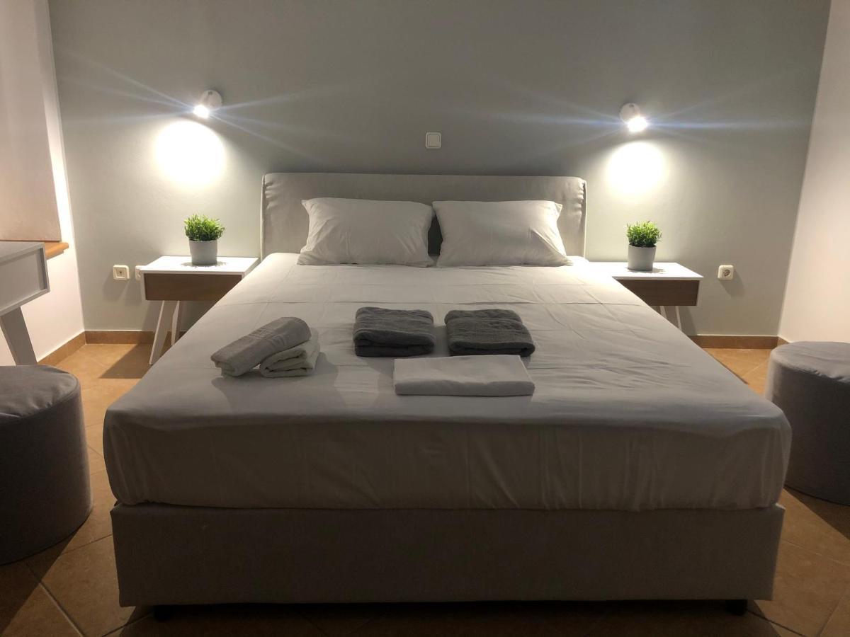 Amaryllis Suites Santorini Firá Buitenkant foto