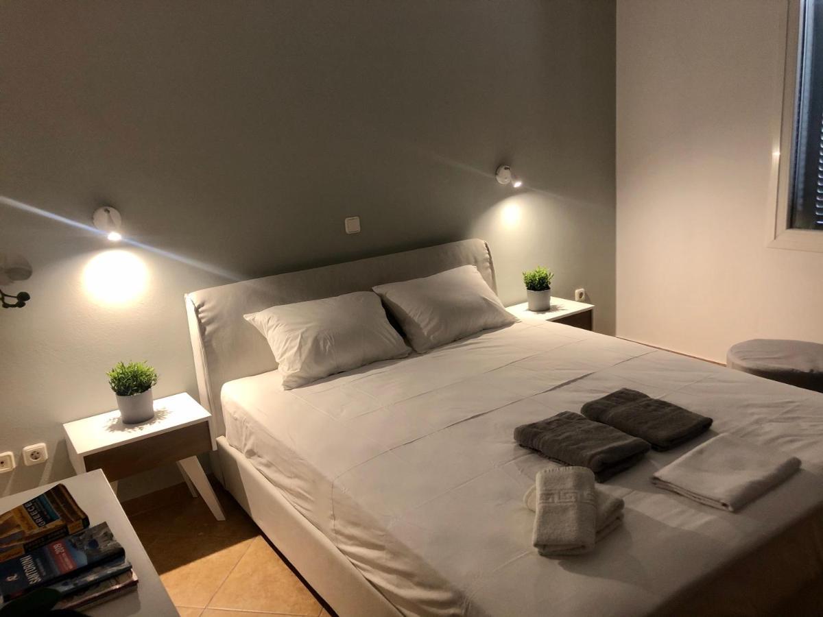 Amaryllis Suites Santorini Firá Buitenkant foto