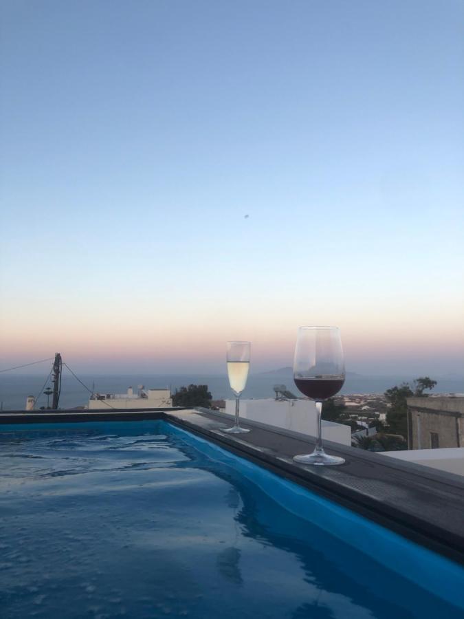 Amaryllis Suites Santorini Firá Buitenkant foto