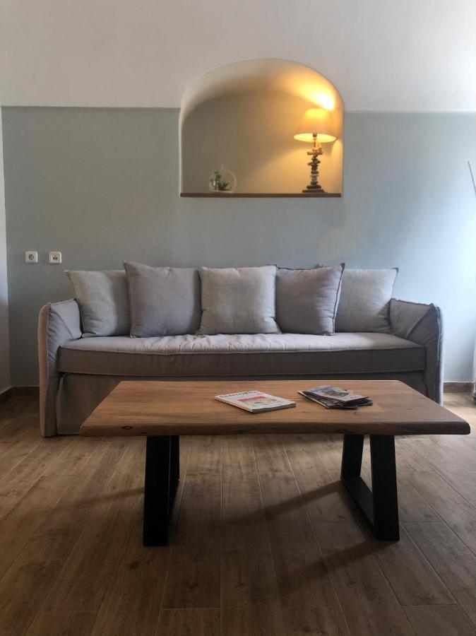 Amaryllis Suites Santorini Firá Buitenkant foto