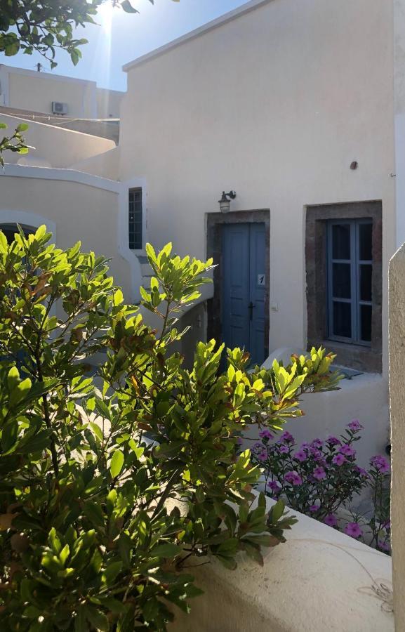 Amaryllis Suites Santorini Firá Buitenkant foto