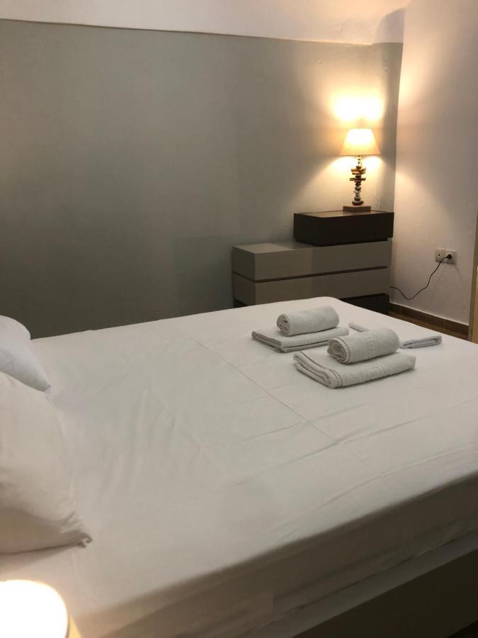 Amaryllis Suites Santorini Firá Buitenkant foto