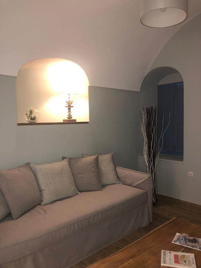 Amaryllis Suites Santorini Firá Buitenkant foto