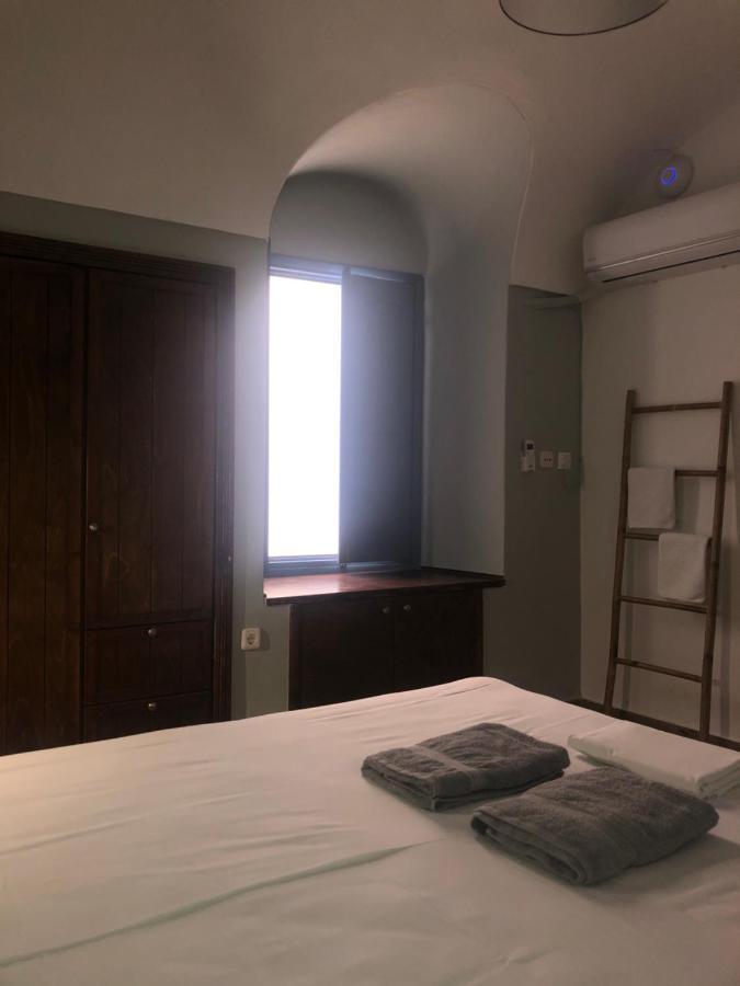 Amaryllis Suites Santorini Firá Buitenkant foto