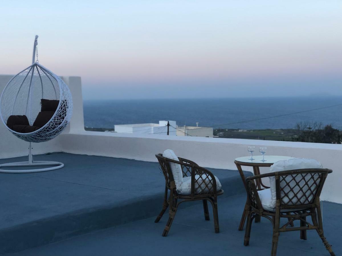 Amaryllis Suites Santorini Firá Buitenkant foto
