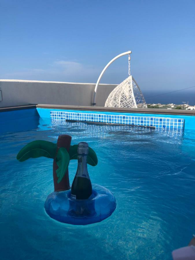 Amaryllis Suites Santorini Firá Buitenkant foto
